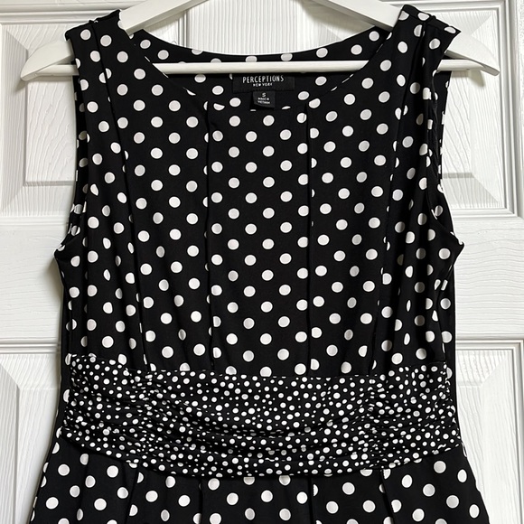 Beautiful A- shaped dress with bolero jacket, used once, size S - Picture 4 of 6